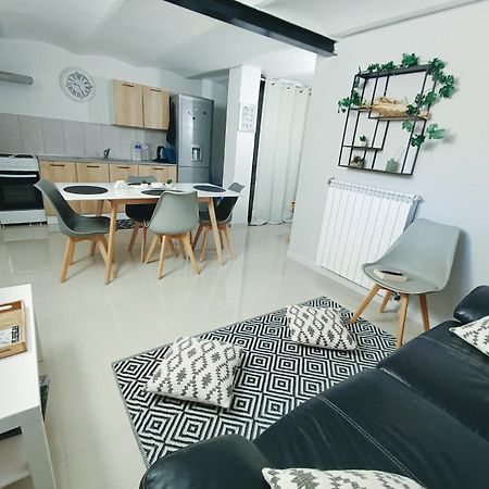 Villa Avec Piscine Et 3 Logements Ideale Groupe 마르세유 외부 사진